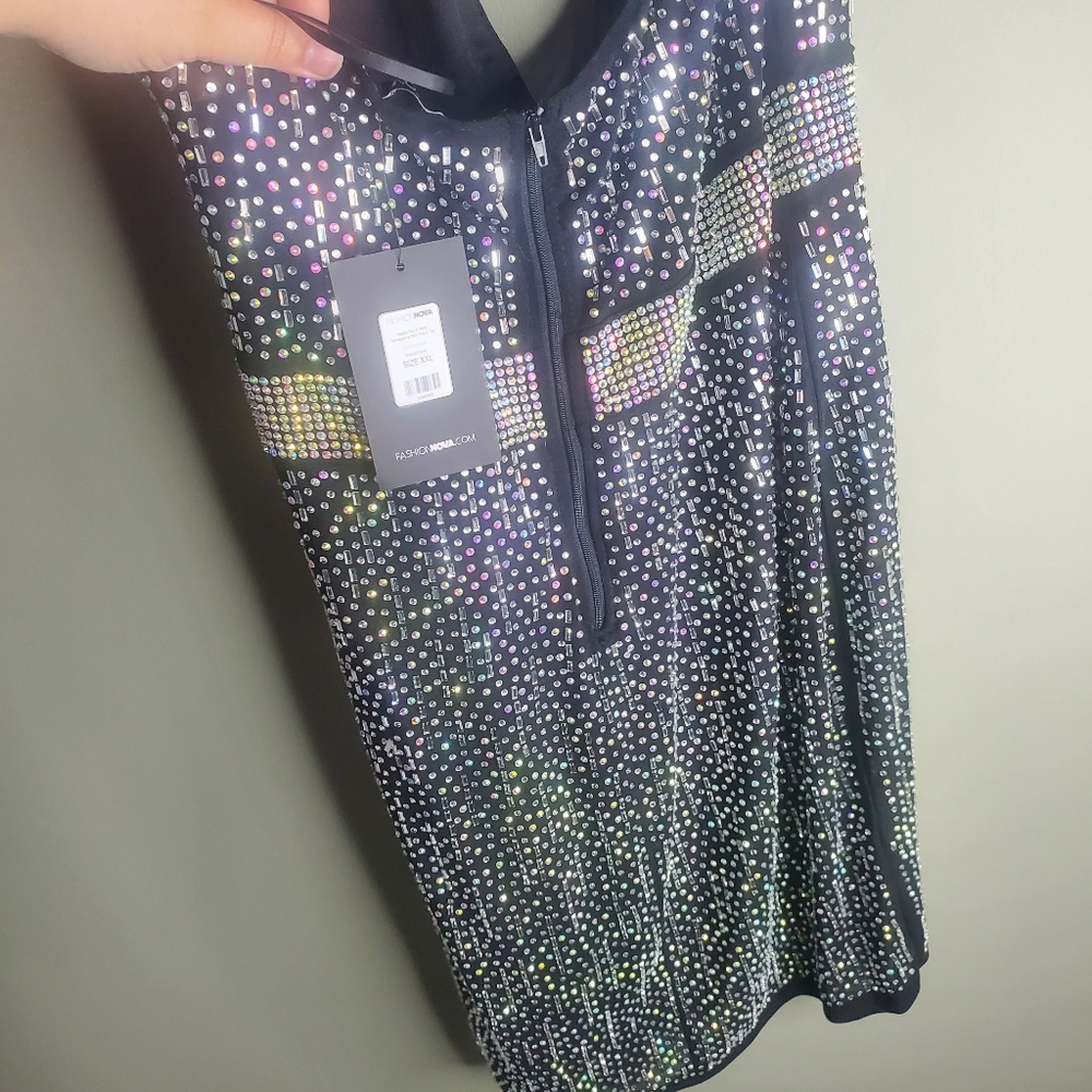 Black mesh dress with Iridescent rhinestones. Never worn new with tags size XXL - Picture 9 of 10